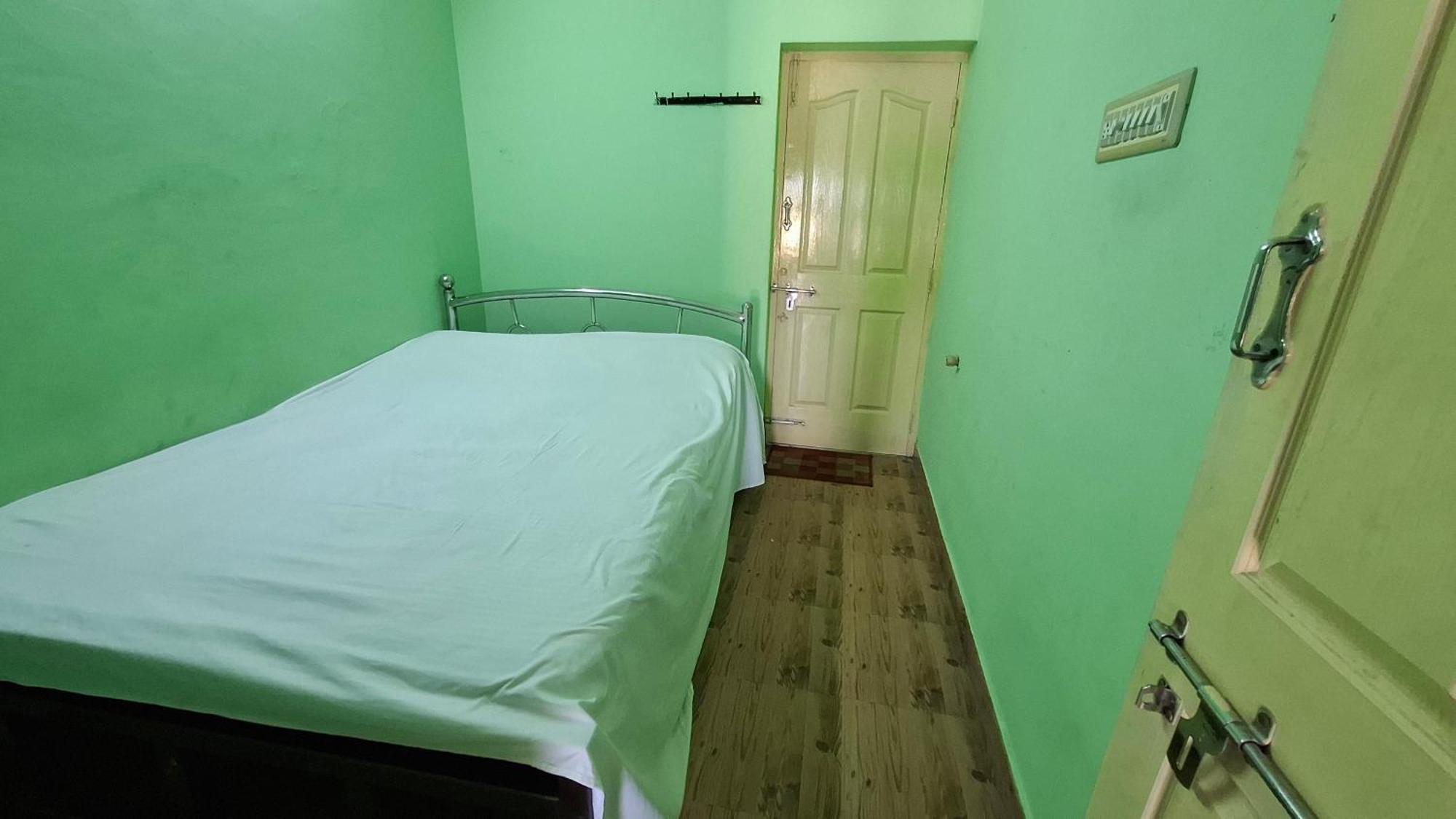 Ashwin Home Stay Tiruvannāmalai Екстериор снимка